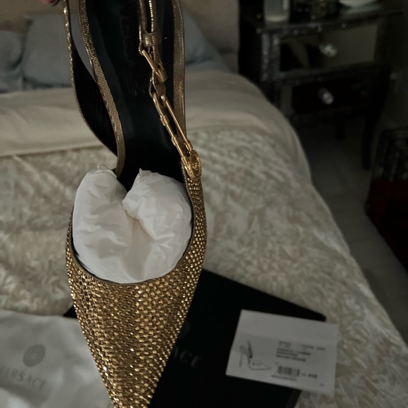 Versace shoes - Picture 4 of 7